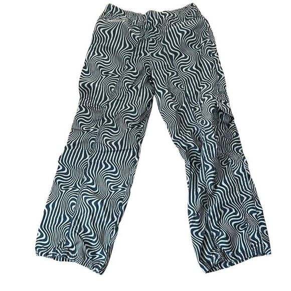 Urban Outfitters UO Y2K Printed Cargo Pant Black and Grey Swirls Size Medium - Picture 2 of 8